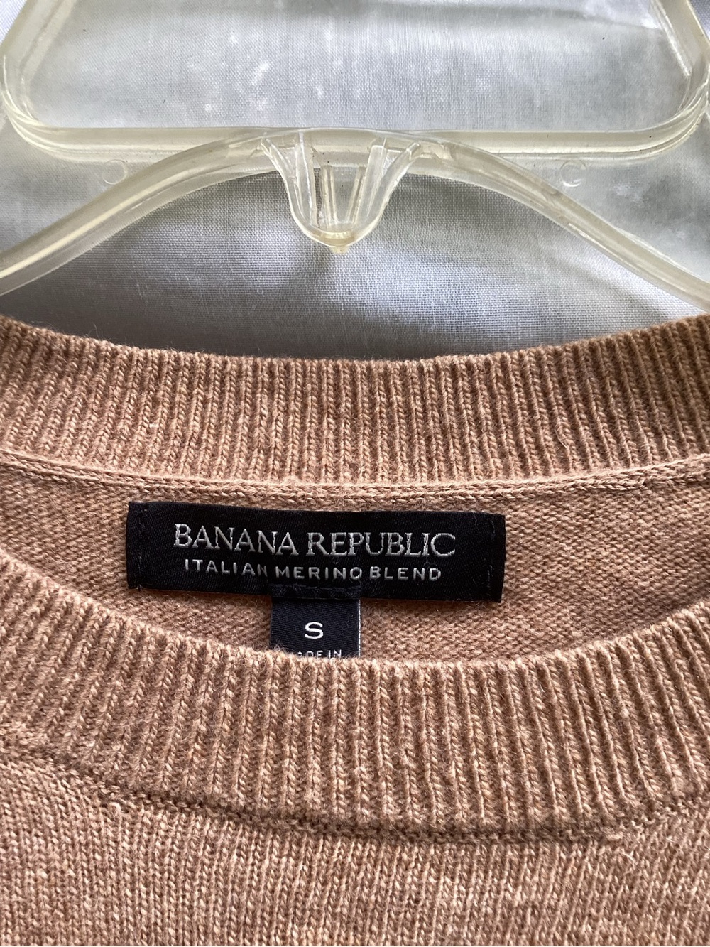 Banana Republic wool Camel Crewneck Sweater with Zebra Motif, size small - Picture 5 of 8